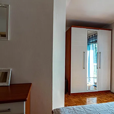 Apartment By The Sea Tri Zala, Korcula - 4432 Zrnovo